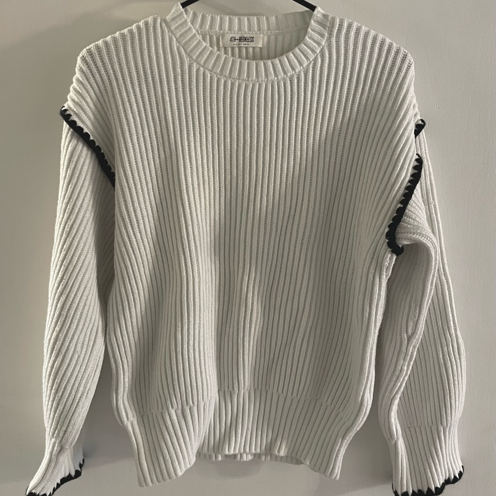 White Crew Neck Ribbed Sweater